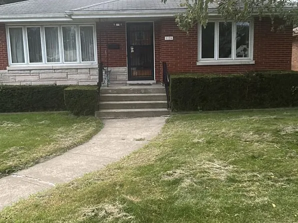 1126 Spruce St, Hammond, IN 46324