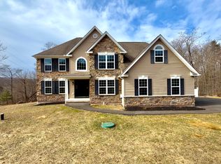 129 Doria Dr, Blakeslee, PA