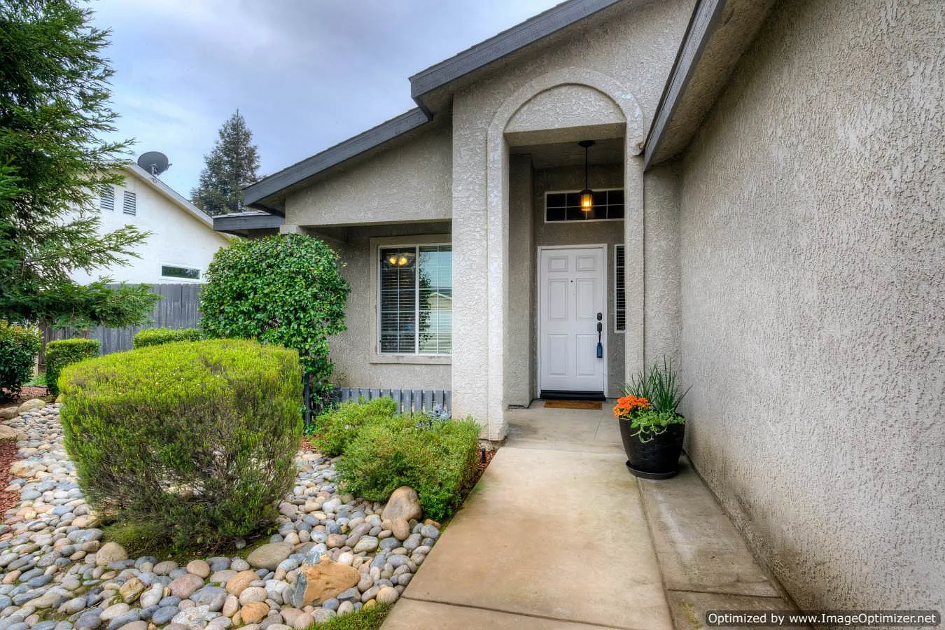 2678 Santa Ana Ave photo 1
