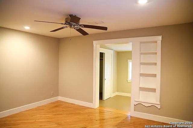 208 S Winston Ln — Photo 18