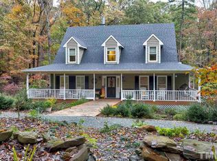 25 Tanager Ln, Chapel Hill, NC 27517