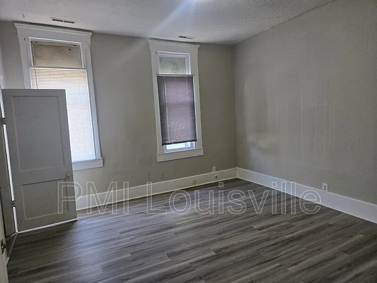 451 N 25th St — Photo 11