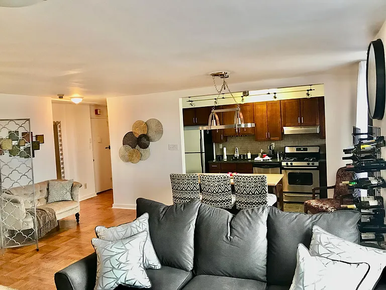 2601 Pennsylvania Ave #630 — Photo 5