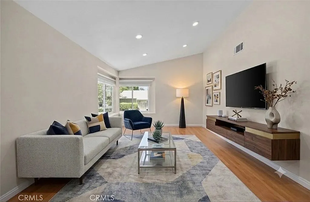 2 bed, 1268 sqft, $3,495 — Photo 4
