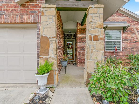 5th image of 9822 Clanton Pines Dr
