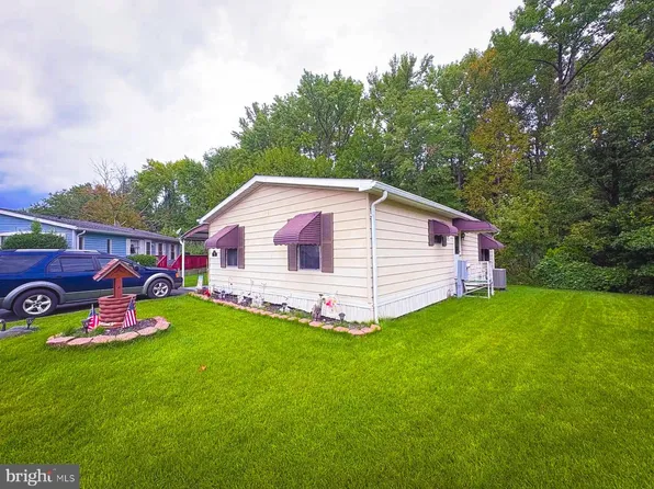 416 Stefan Ct, Dundalk, MD 21222