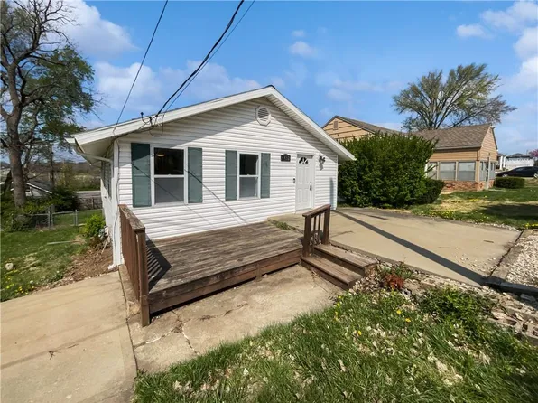 4452 N Jackson Ave, Kansas City, MO 64117