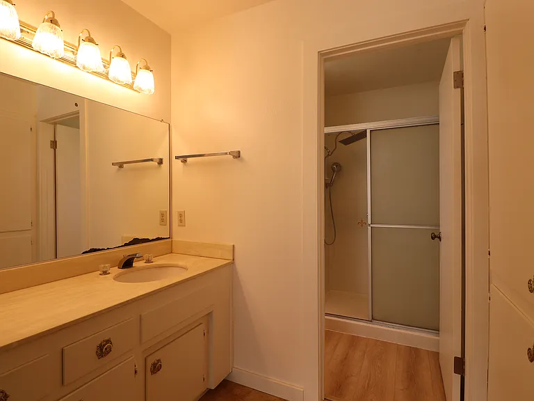 630 Newcastle Cir — Photo 9