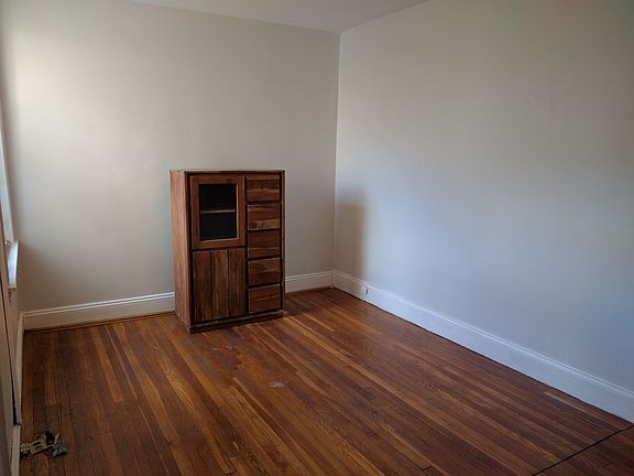 4th image of 211 Saint Paul St #15DC