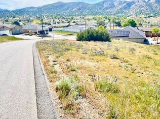 10125 Sears Dr, Tehachapi, CA