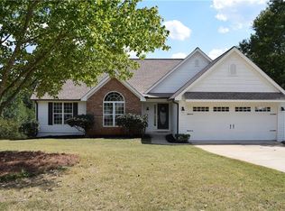 276 Cedar Hollow Dr, Talmo, GA 30575