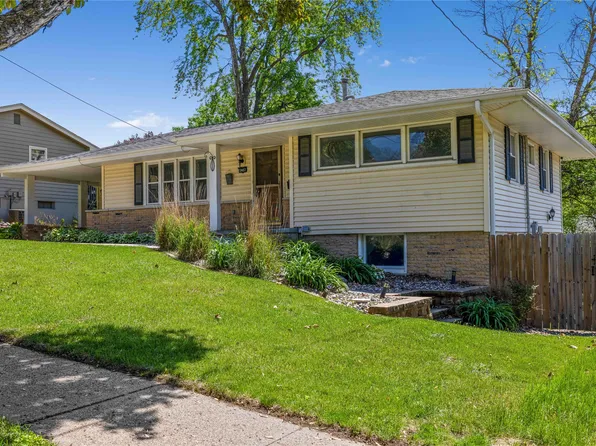 2407 Richmond Ave, Des Moines, IA 50317