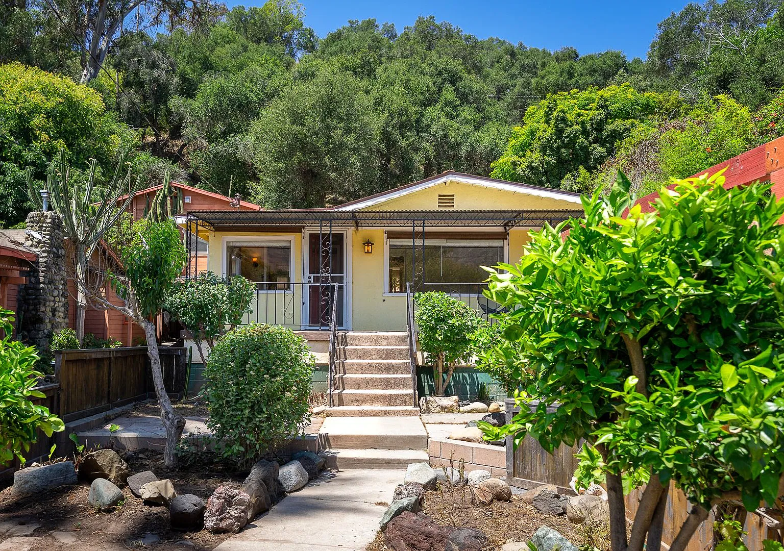 8111 Santa Ana- LT — Photo 1