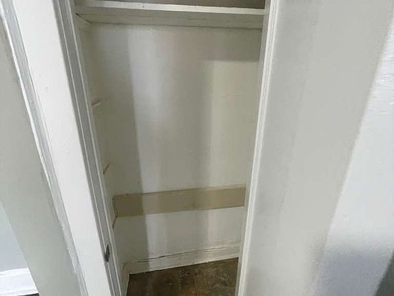 2nd image of 1000 S Orange Ave #401A