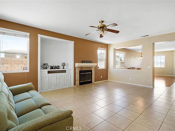 5th image of 11690 Desert Falls St