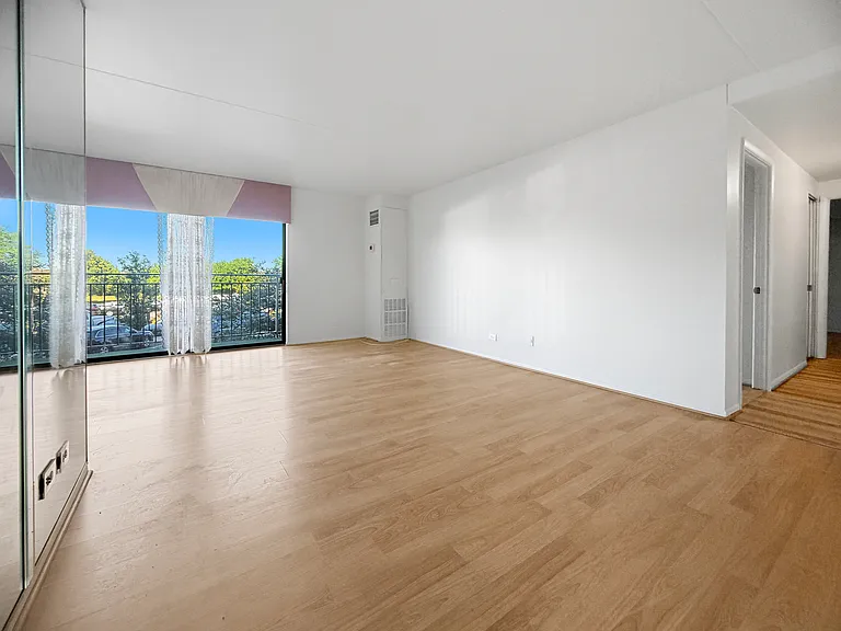 6340 Americana Dr #210 — Photo 14