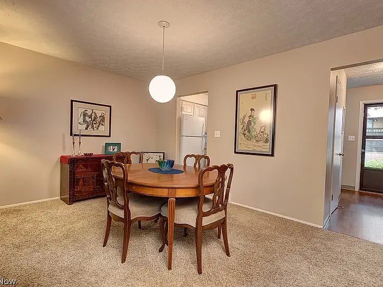 4458 Habersham Ln N #223 — Photo 7