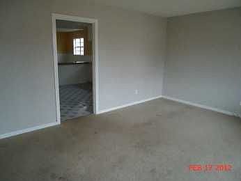 4th image of 2703 Dartmouth St