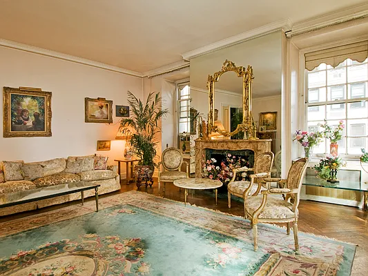 Sold by Sotheby's International Realty | media 4