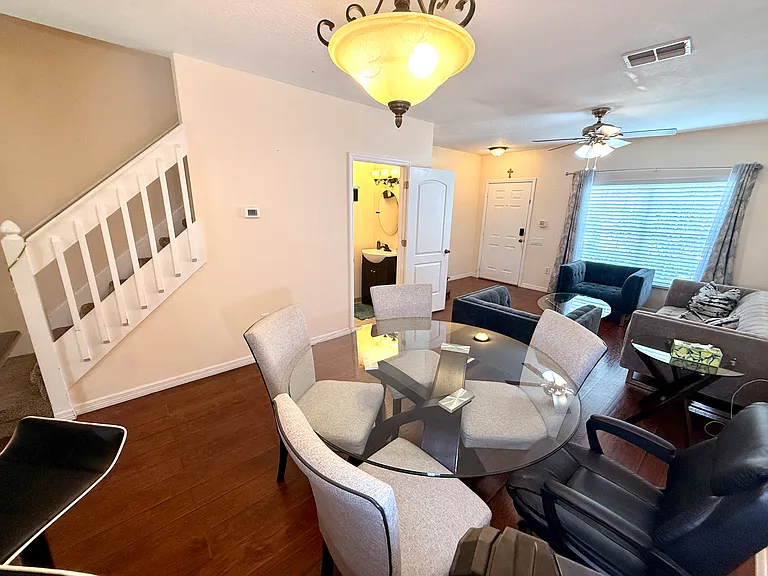 1120 Kennewick Ct — Photo 8