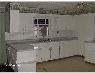 2nd image of 444 Guy St