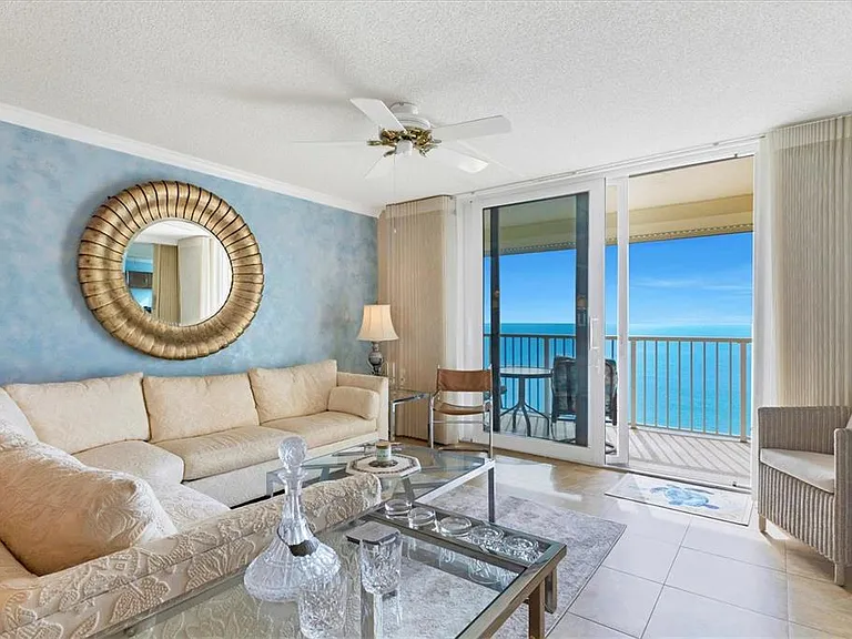 4485 Gulf Of Mexico Dr #Penthouse 2 — Photo 3