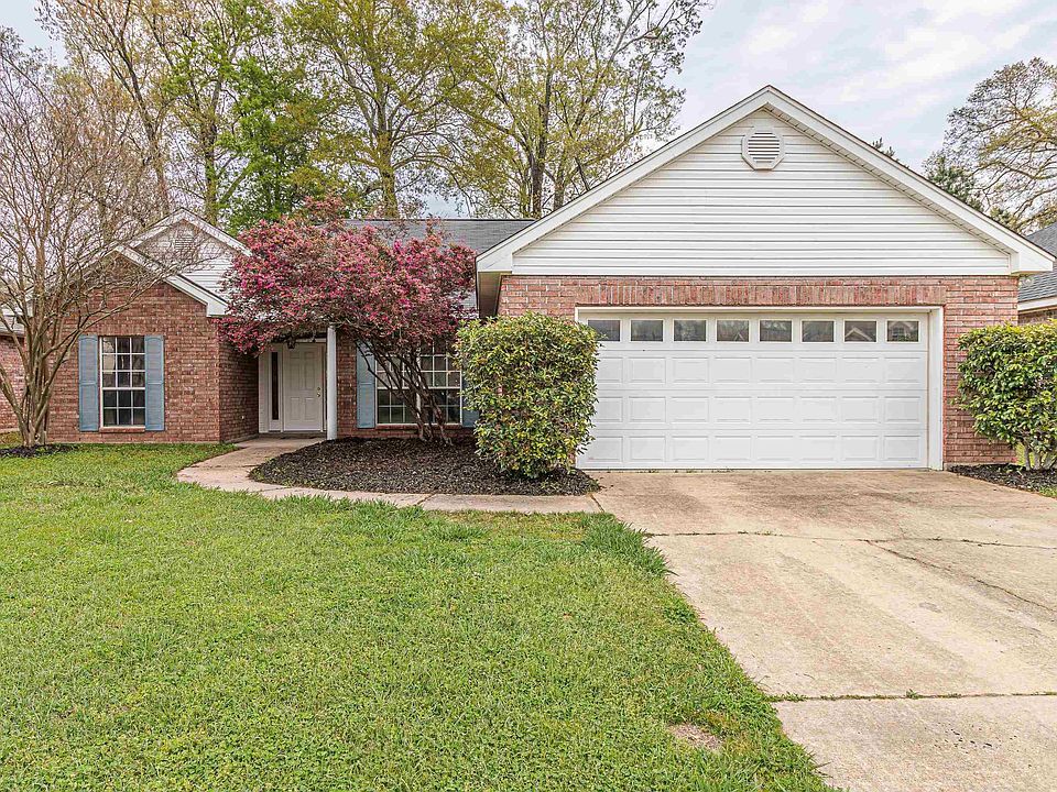 1st image of 326 Timberwood Dr