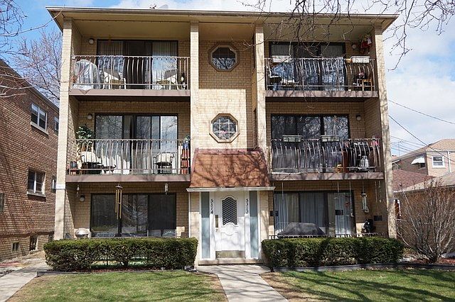 1st image of 5312 W Windsor Ave APT 1W