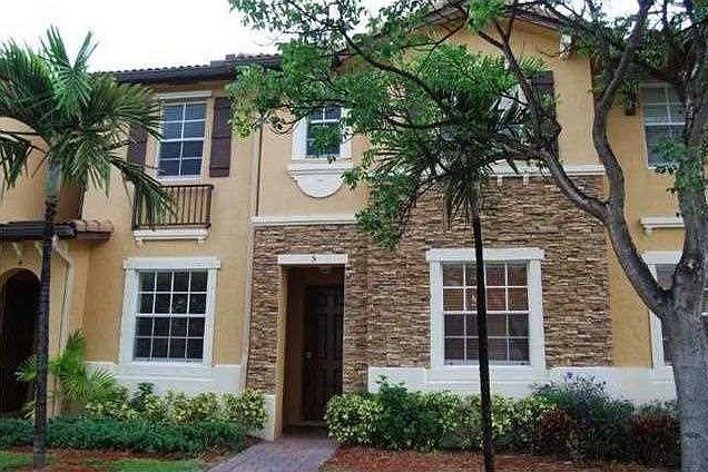 1st image of 9249 SW 227th St #522