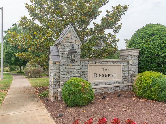 2nd image of 613 Reichert Ct Lot 25
