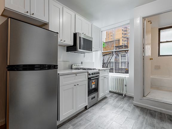 2nd image of 255 W 12th St #5A