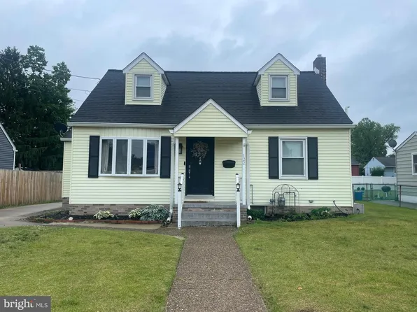 122 Maryland Ave, Magnolia, NJ 08049