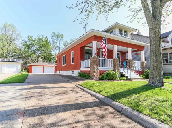 724 FOURTH AVENUE, Stevens Point, WI 54481