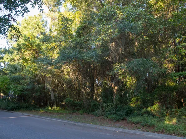 39 Greensward Rd, Johns Island, SC 29455