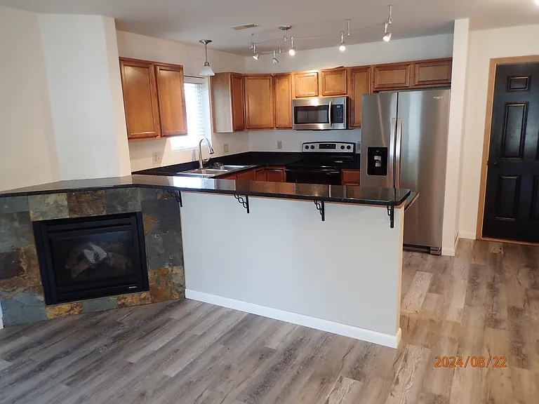 190 E Montana St #190 — Photo 3