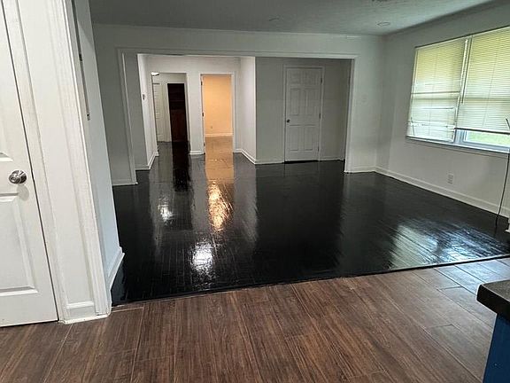 5th image of 7380 Macon Rd
