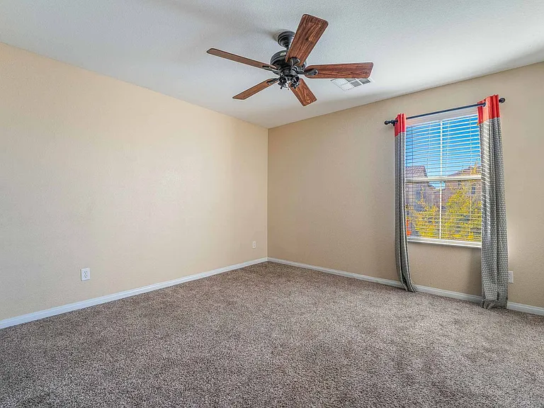 3220 Mist Effect Ave — Photo 20