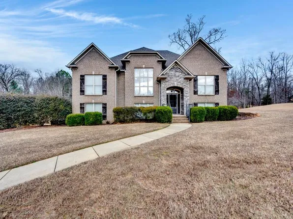 1092 Long Leaf Lake Dr, Helena, AL 35022