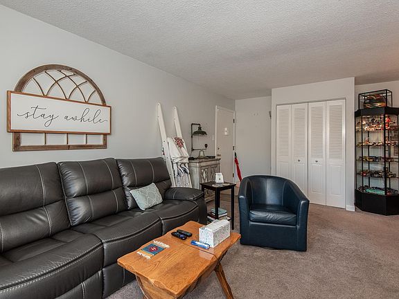 3rd image of 11715 Casa Grande Dr APT B