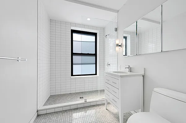 Rented by REAL New York | media 4