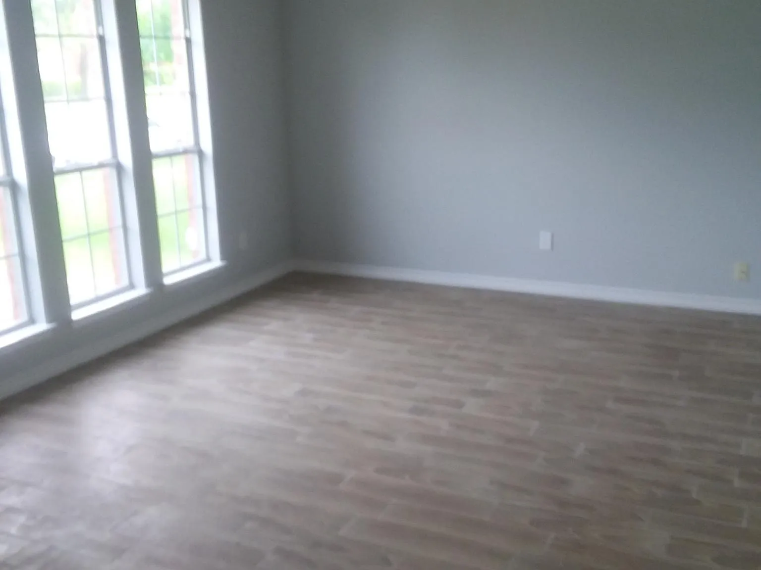 4 bed, 2165 sqft, $2,795 — Photo 3