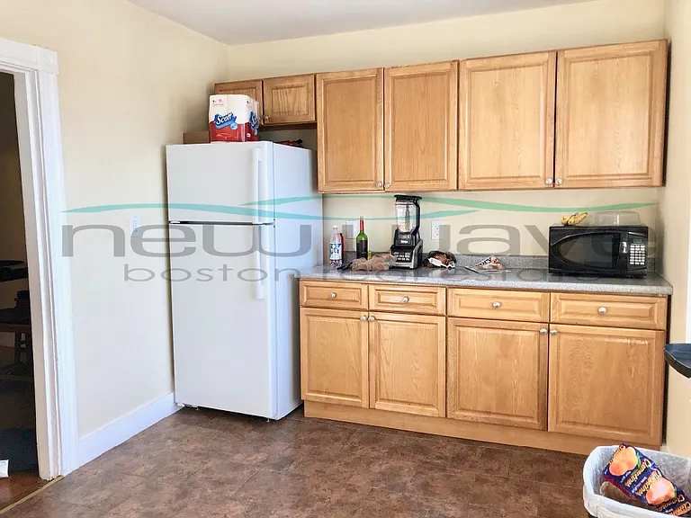69 S Huntington Ave #3 — Photo 2
