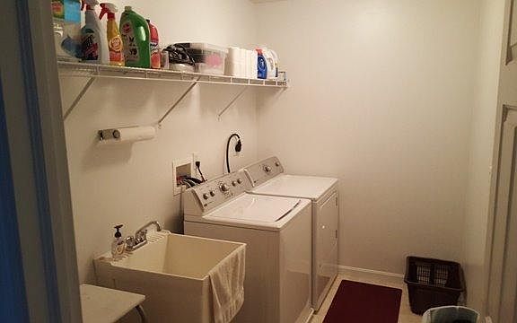 5th image of 296 E Arlington Dr