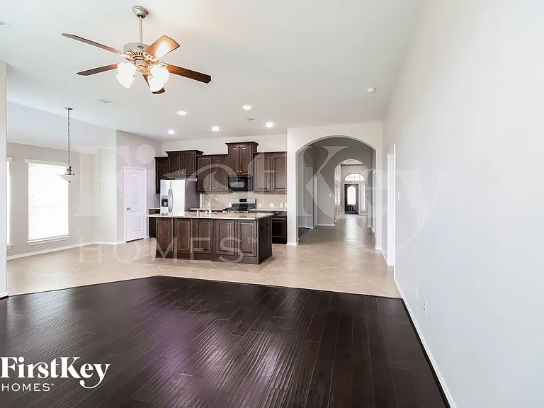 26122 Serenity Oaks Dr — Photo 4