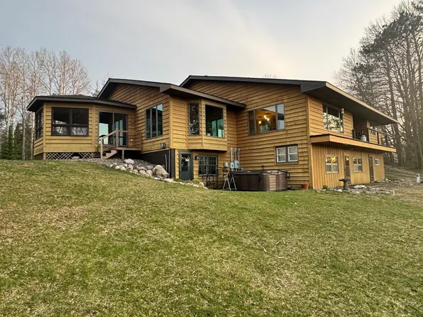 21839 River Ridge Rd, Grand Rapids, MN 55744