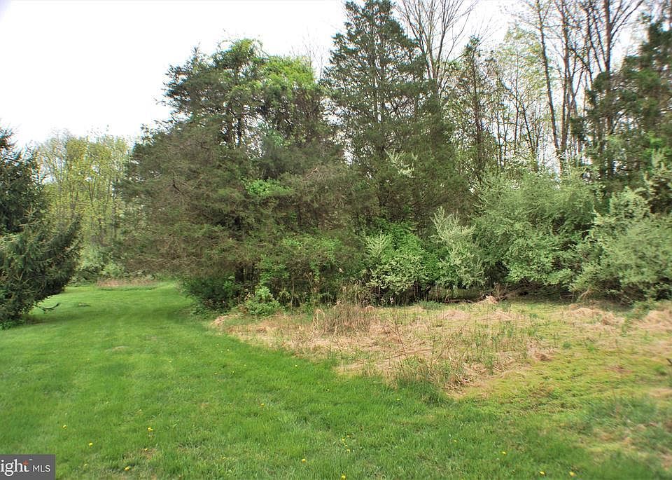 1st image of 1013 Thousand Acre Rd
