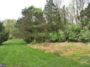 1013 Thousand Acre Rd, Sellersville, PA 18960