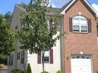 493 Auburn Ct, Souderton, PA 18964