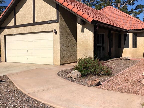 3rd image of 11737 Cottonwood Dr