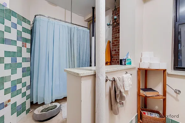 Rented by Oxford Property Group | media 9